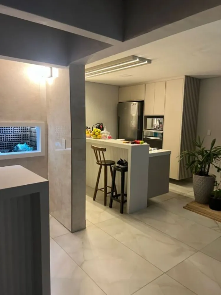 Apartamento, 3 quartos, 133 m² - Foto 1
