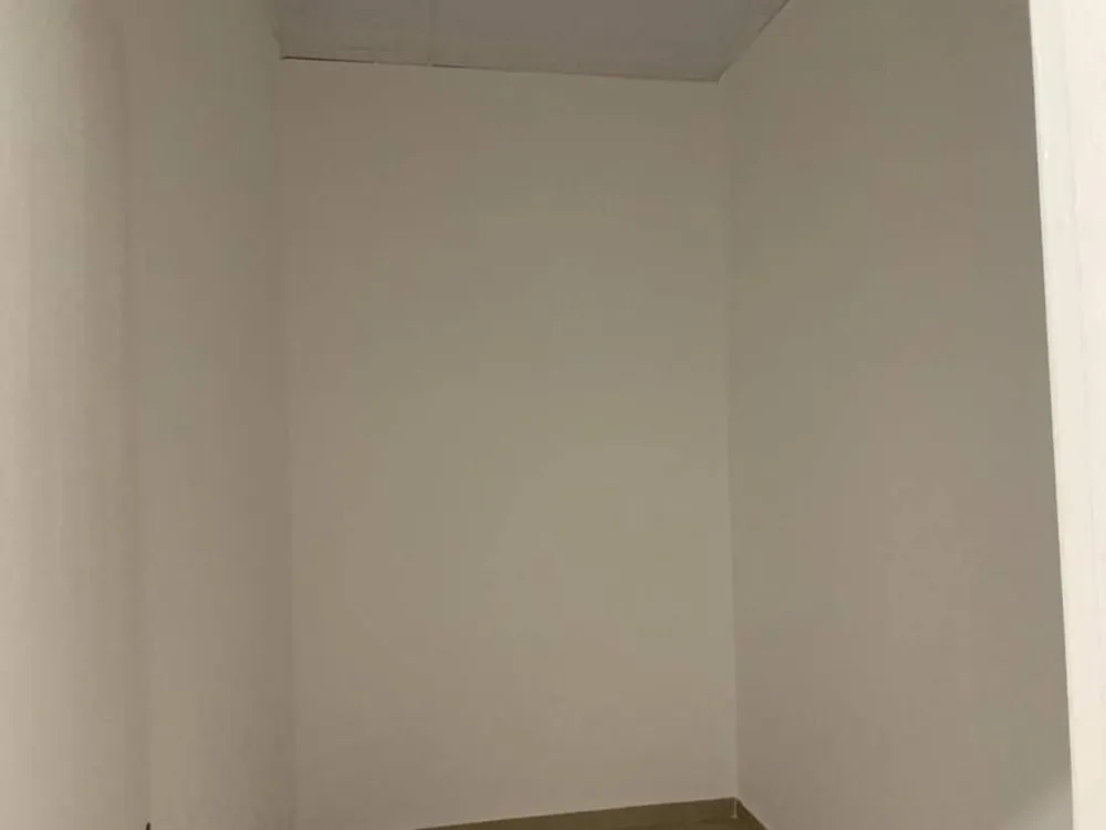 Depósito-Galpão, 643 m² - Foto 2