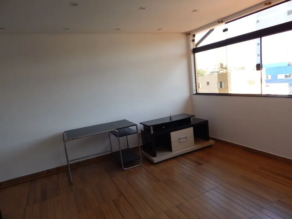 Casa, 4 quartos, 180 m² - Foto 8