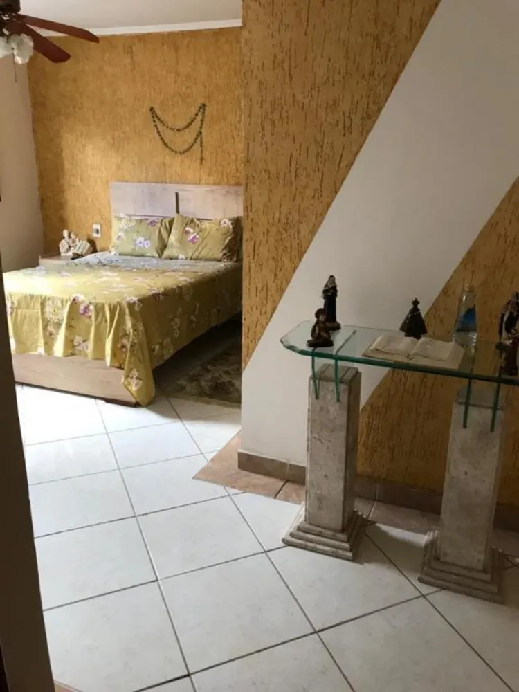 Sobrado, 3 quartos, 330 m² - Foto 1