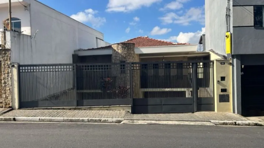 Casa, 3 quartos, 290 m² - Foto 2
