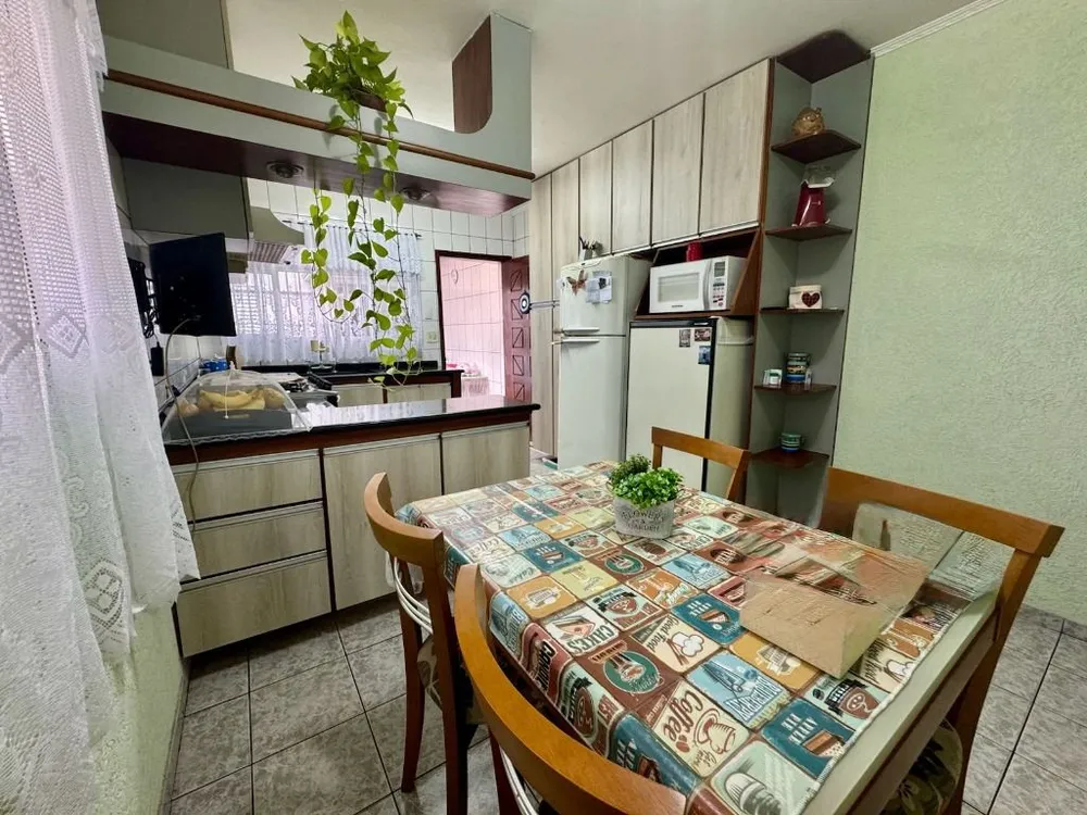 Casa, 3 quartos, 138 m² - Foto 1