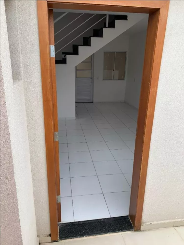 Sobrado à venda com 2 quartos, 70m² - Foto 6