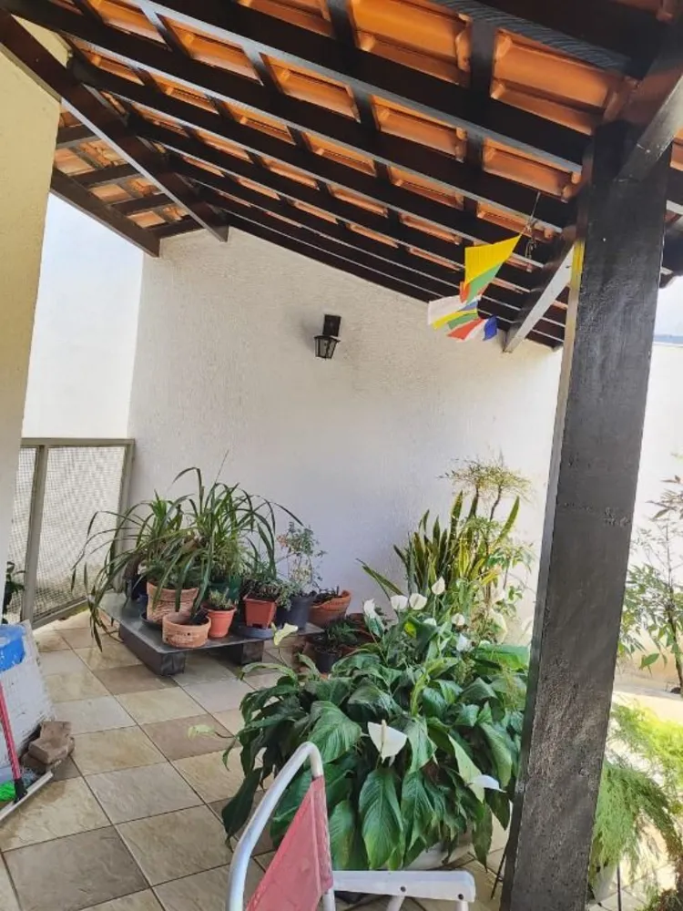 Sobrado, 3 quartos, 270 m² - Foto 2