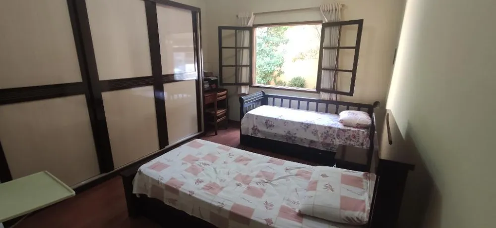 Casa, 4 quartos, 166 m² - Foto 1