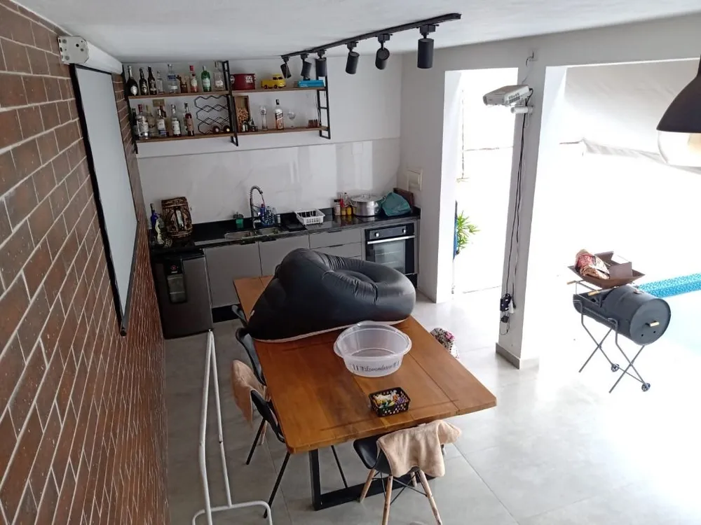 Casa, 2 quartos, 185 m² - Foto 12