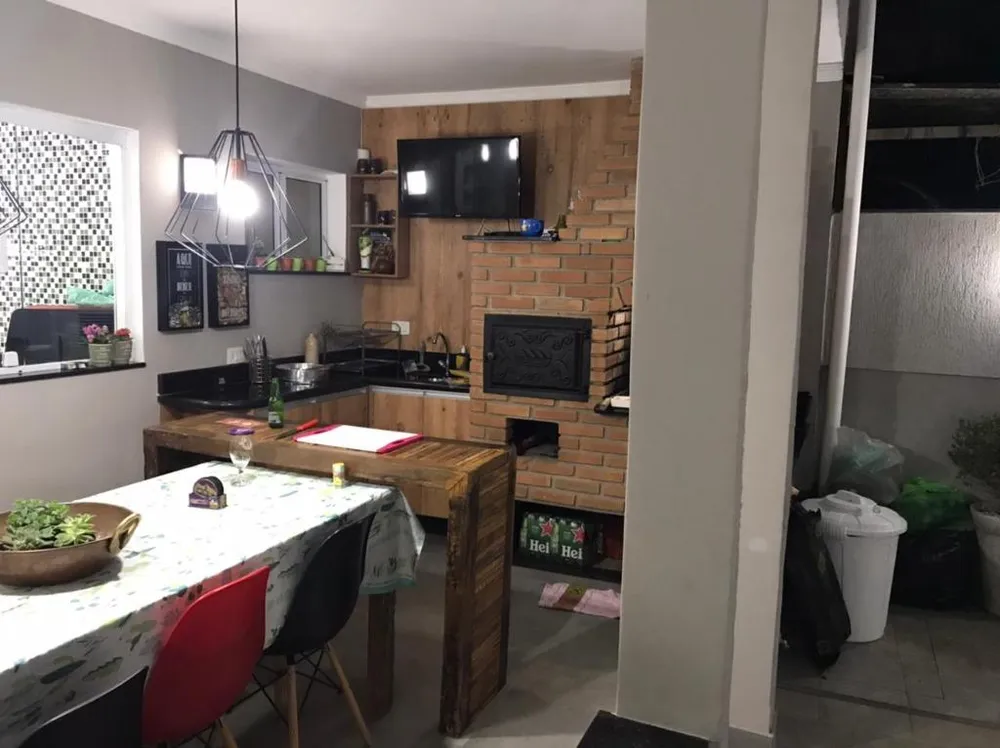Sobrado, 3 quartos, 250 m² - Foto 1