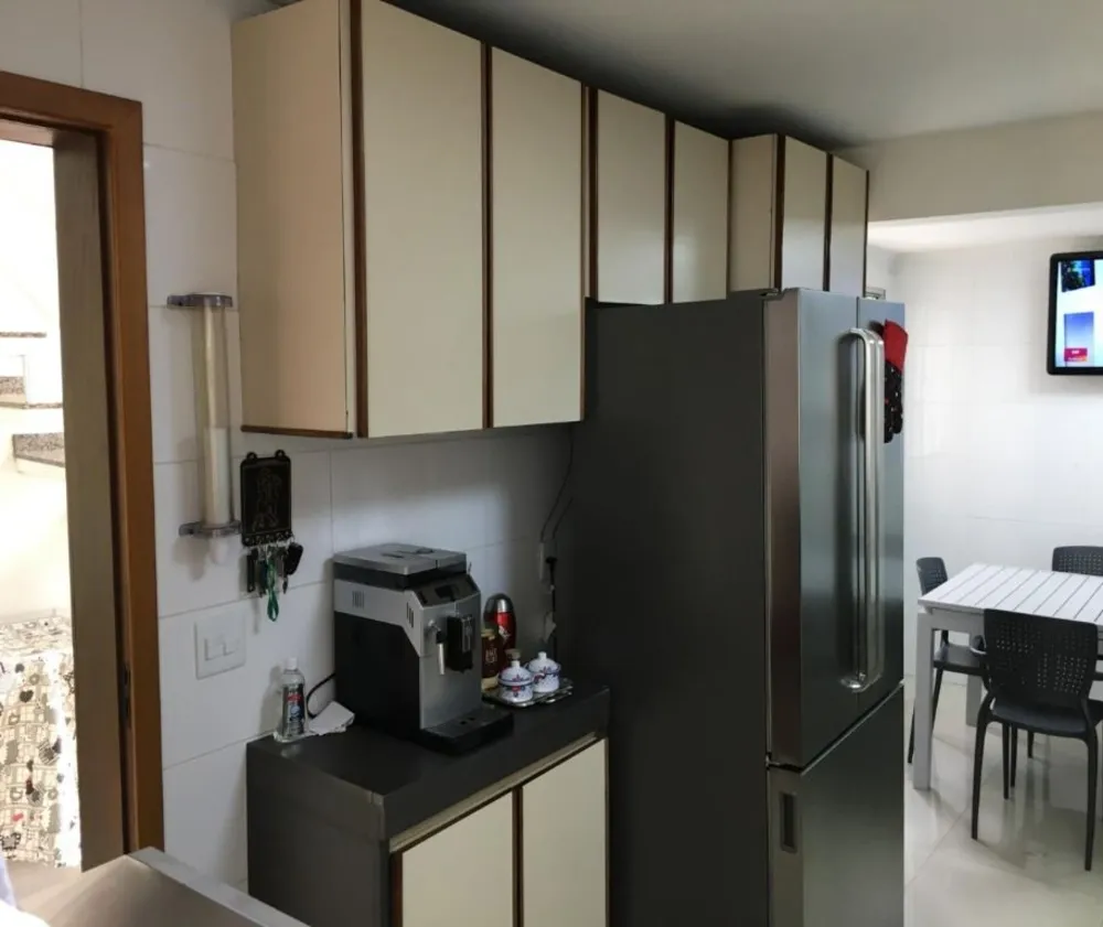 Sobrado, 4 quartos, 310 m² - Foto 2