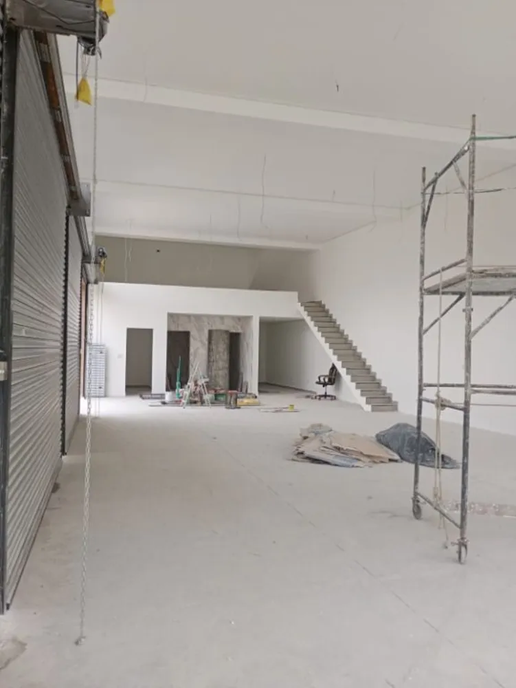 Loja-Salão, 200 m² - Foto 1