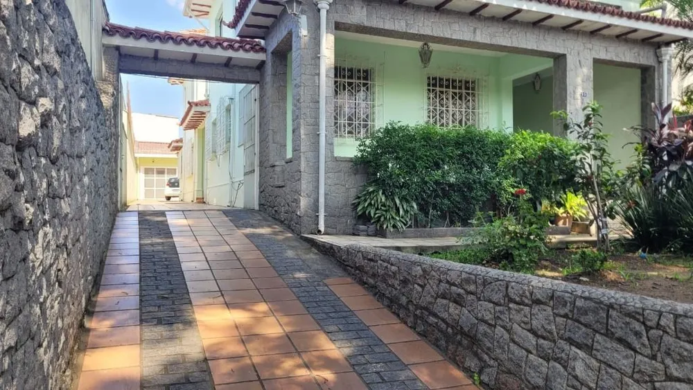 Sobrado, 3 quartos, 300 m² - Foto 1