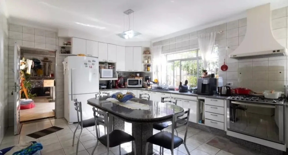 Casa, 3 quartos, 358 m² - Foto 3