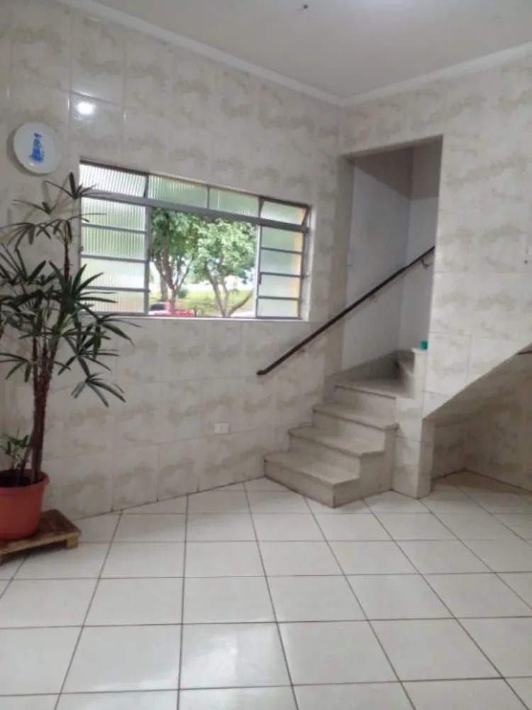 Casa, 5 quartos, 210 m² - Foto 1