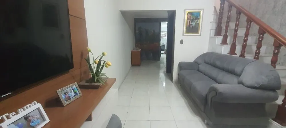 Casa, 4 quartos, 200 m² - Foto 2