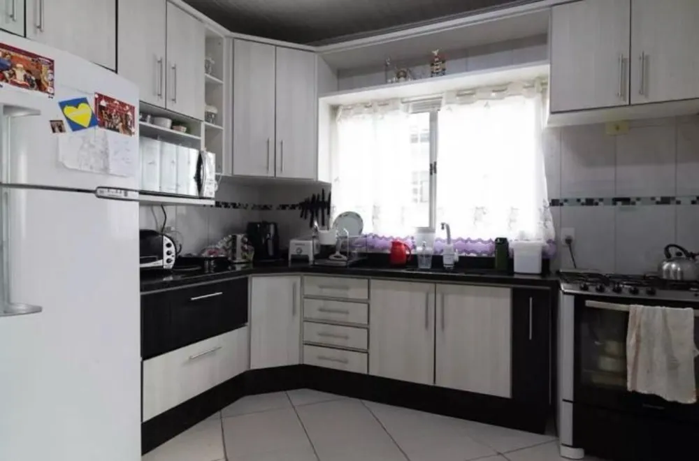 Casa, 3 quartos, 200 m² - Foto 2
