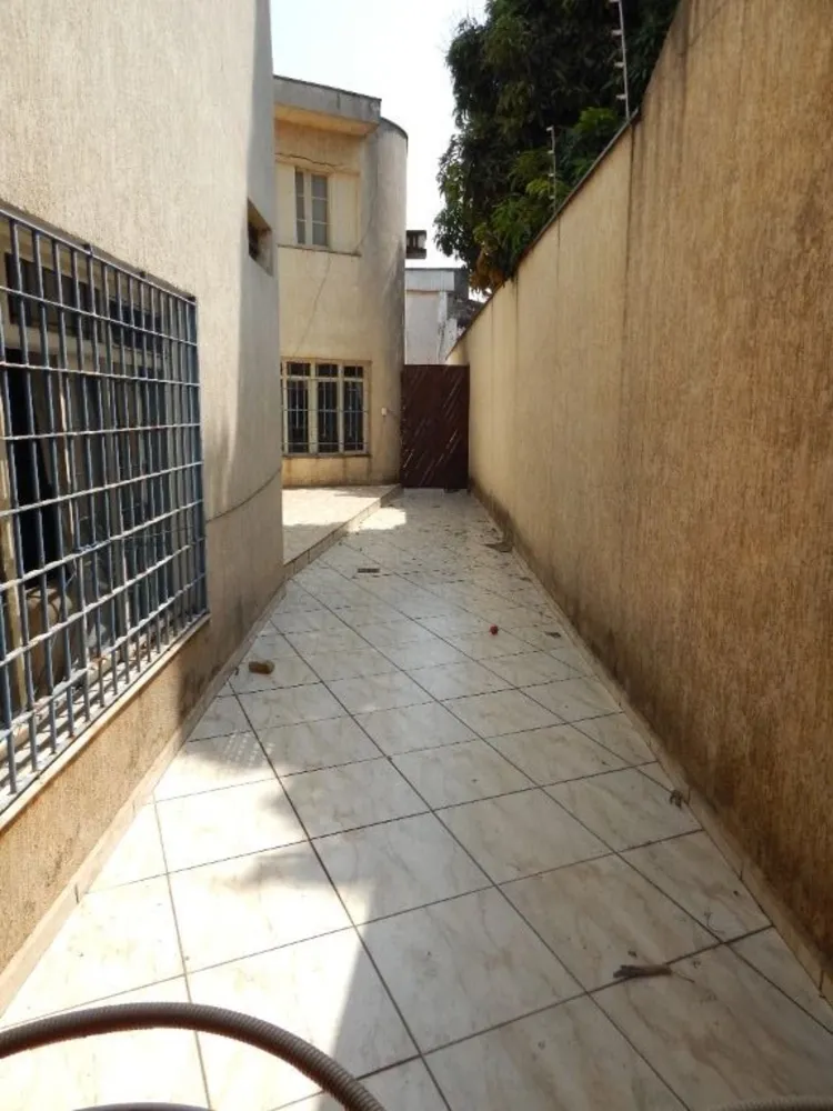 Casa, 7 quartos, 400 m² - Foto 1
