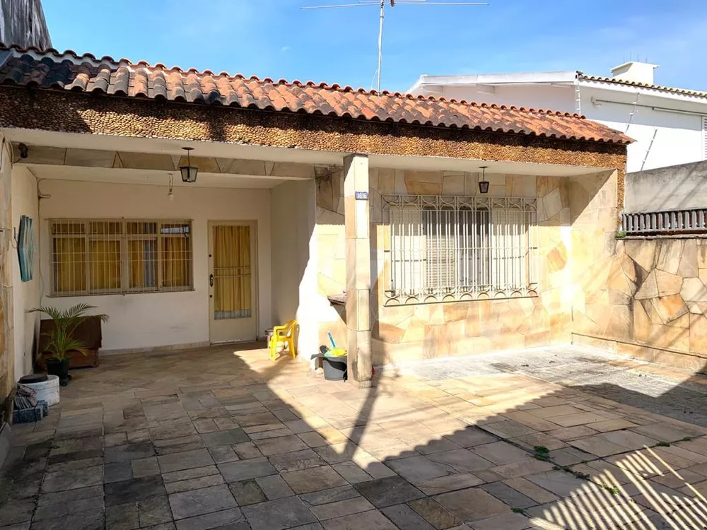 Casa à venda com 2 quartos, 150m² - Foto 1