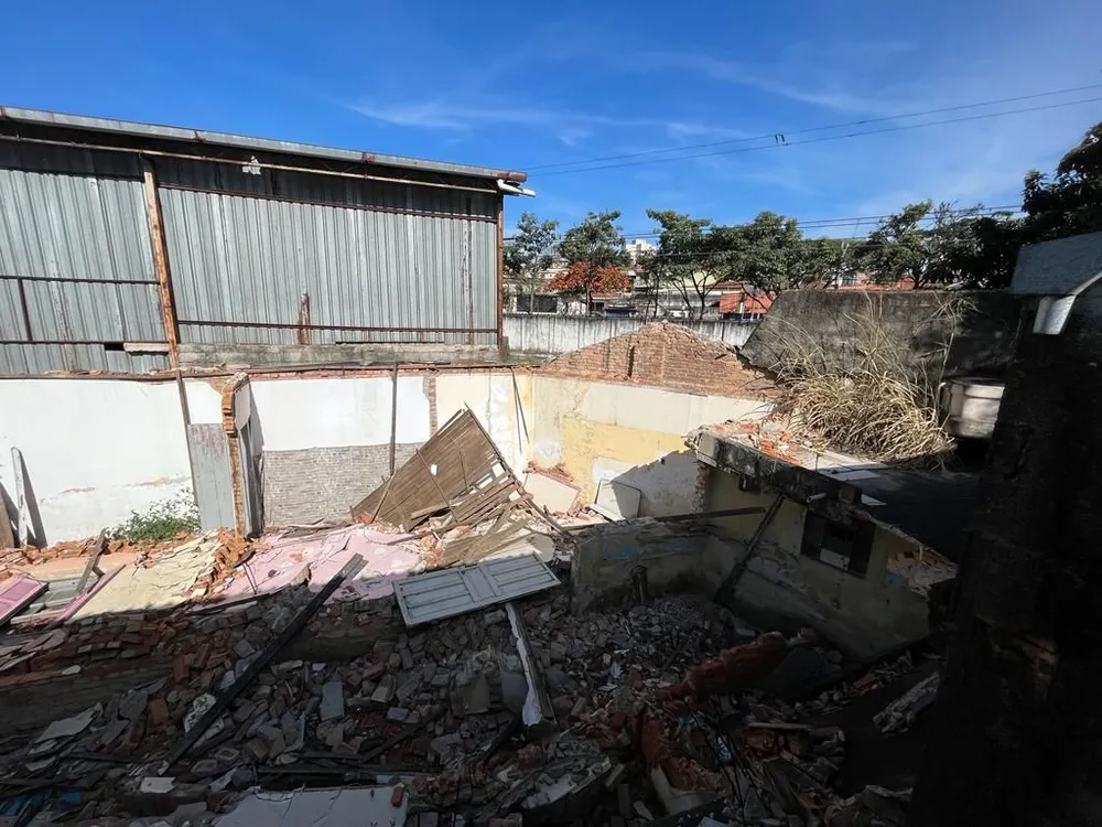 Depósito-Galpão, 685 m² - Foto 1