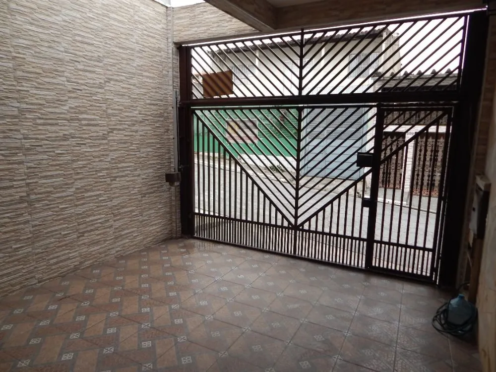Sobrado, 3 quartos, 200 m² - Foto 1