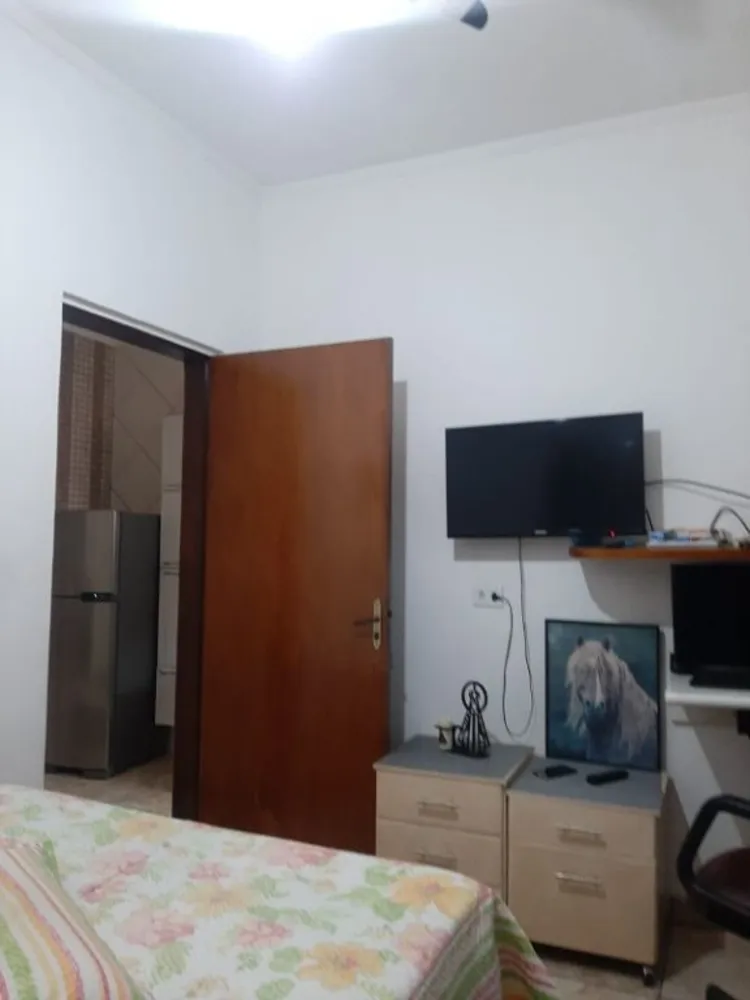 Casa, 2 quartos, 221 m² - Foto 1