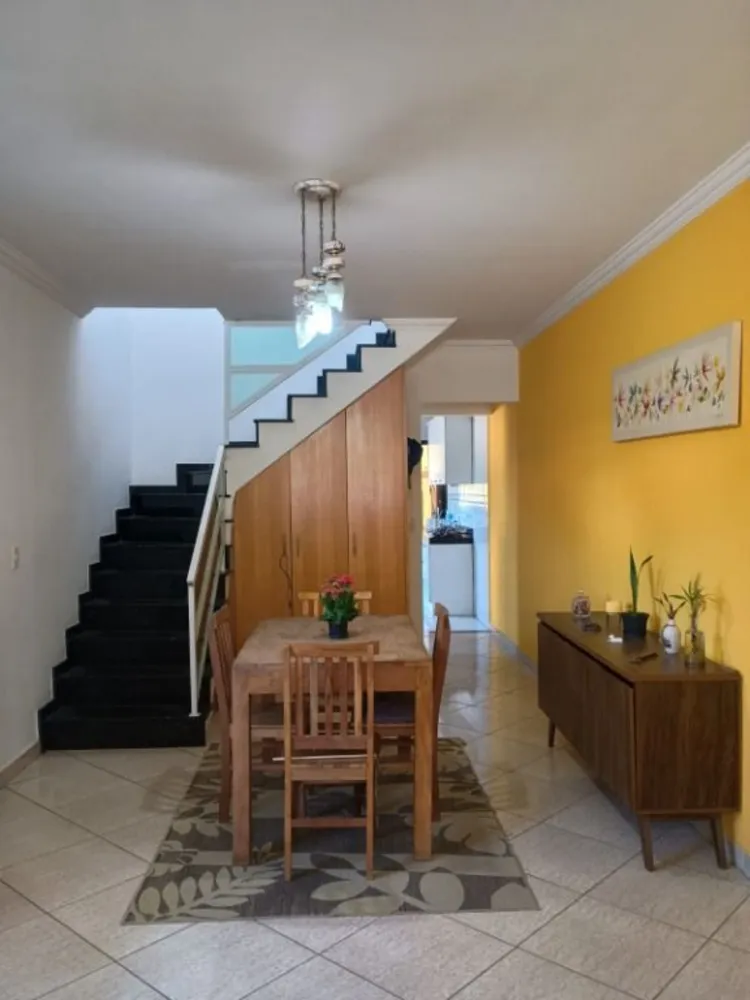 Casa, 3 quartos, 122 m² - Foto 1