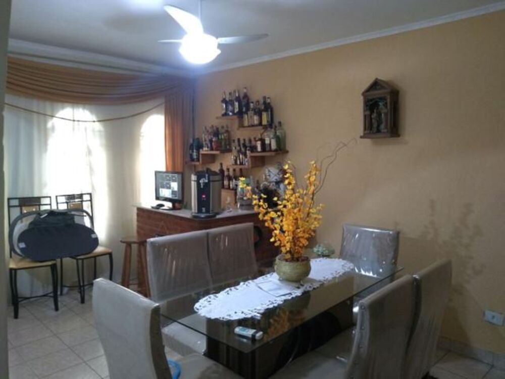 Sobrado à venda com 4 quartos, 180m² - Foto 4