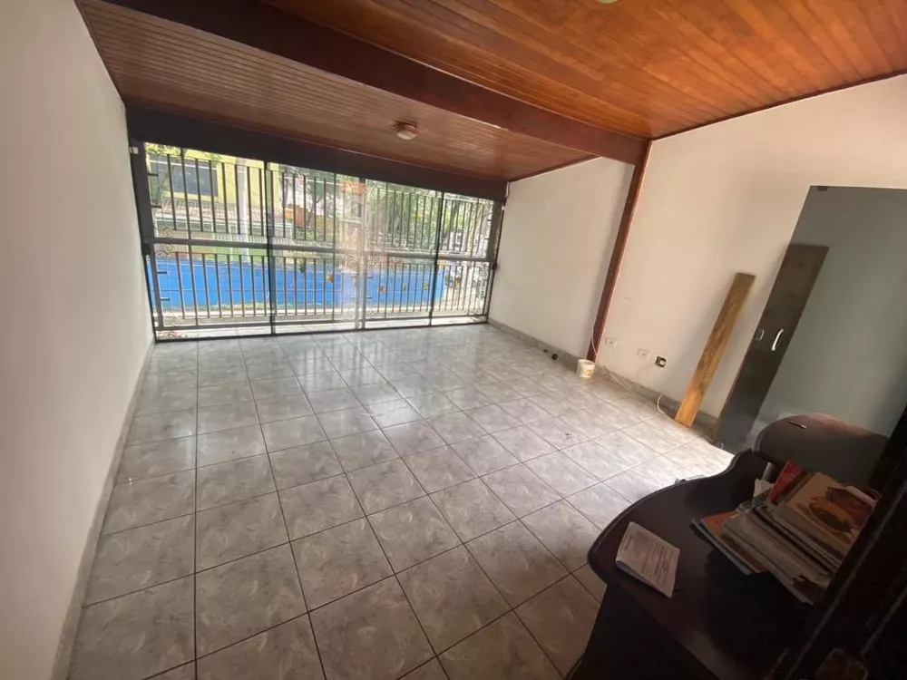 Sobrado à venda com 3 quartos, 223m² - Foto 4