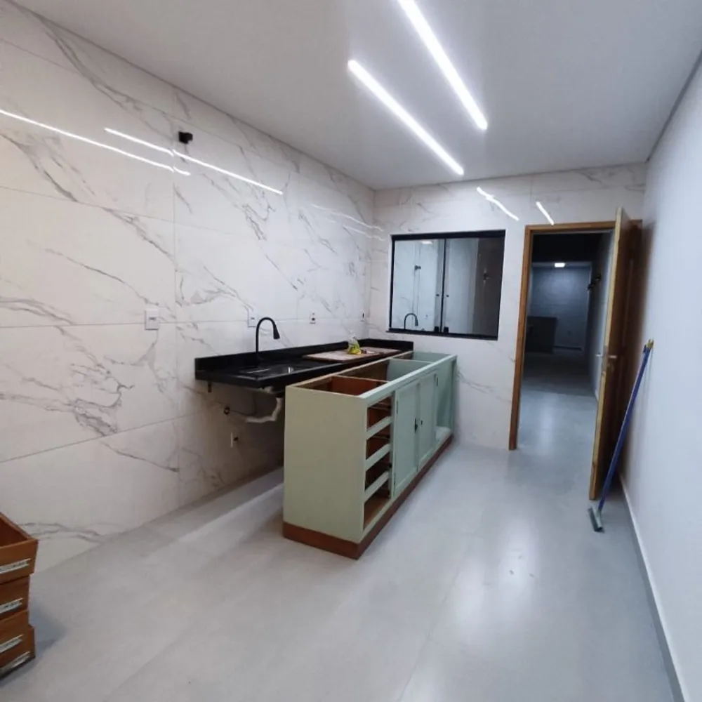 Casa, 3 quartos, 168 m² - Foto 1