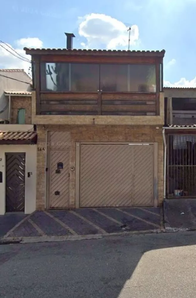 Sobrado à venda com 2 quartos, 250m² - Foto 1