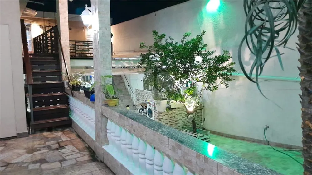 Sobrado, 5 quartos, 137 m² - Foto 3