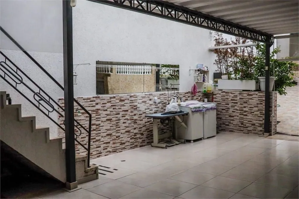 Sobrado, 5 quartos, 137 m² - Foto 1
