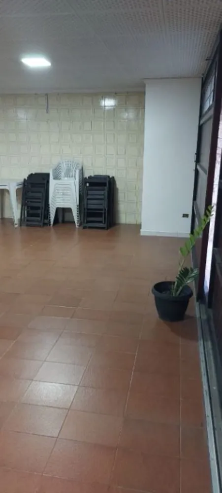 Casa, 3 quartos, 240 m² - Foto 3