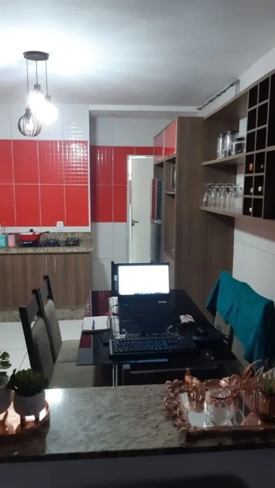 Casa, 1 quarto, 150 m² - Foto 2