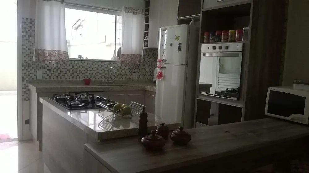 Sobrado, 3 quartos, 130 m² - Foto 2