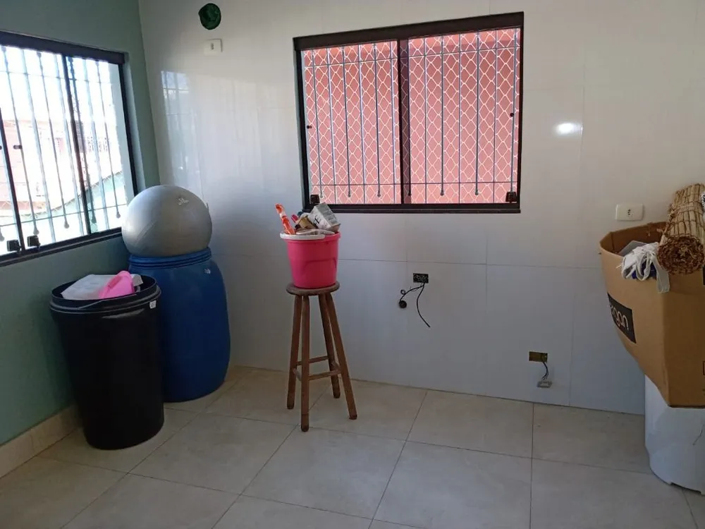 Casa, 3 quartos, 193 m² - Foto 1