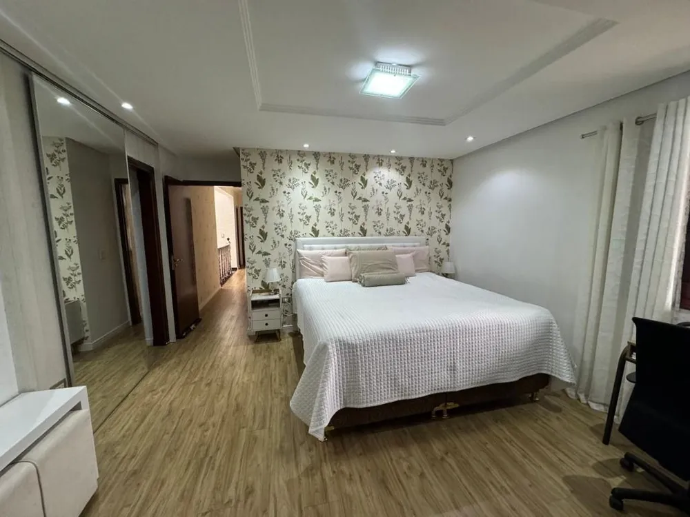 Sobrado, 4 quartos, 450 m² - Foto 1