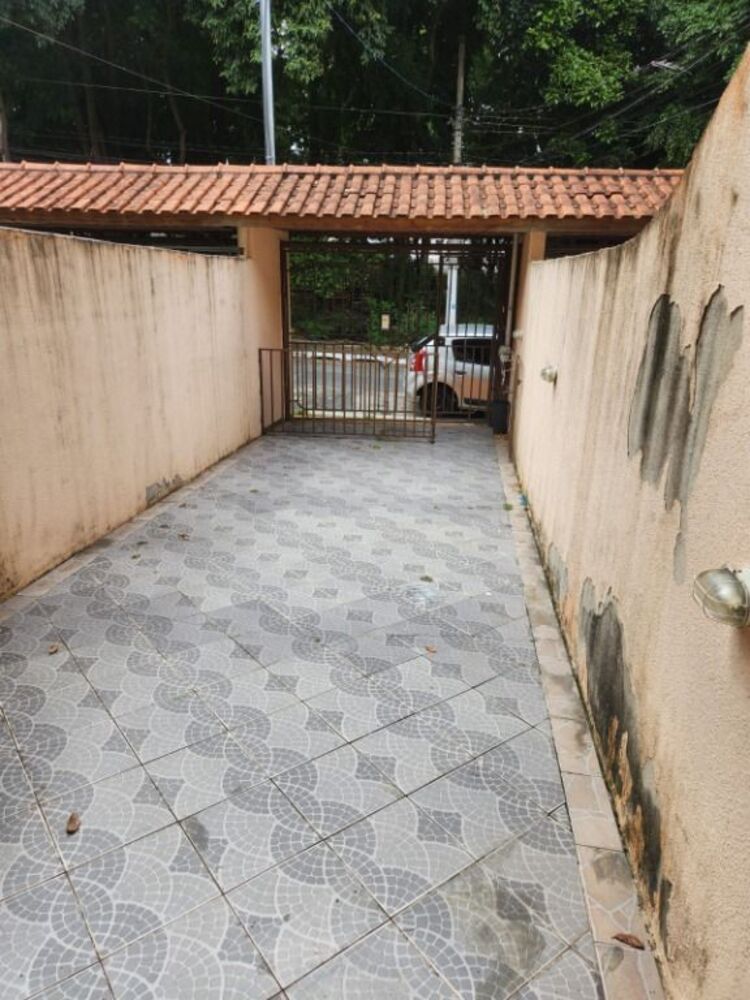 Sobrado à venda com 3 quartos, 120m² - Foto 2