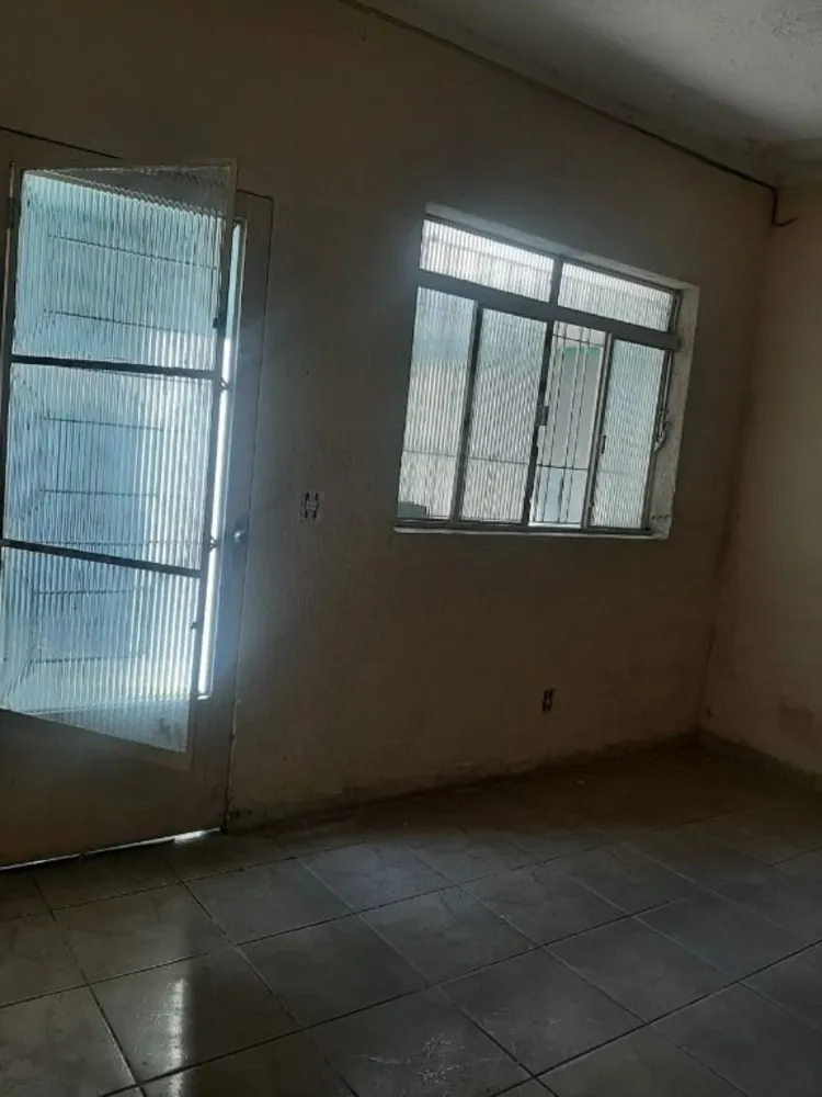 Casa, 2 quartos, 214 m² - Foto 1