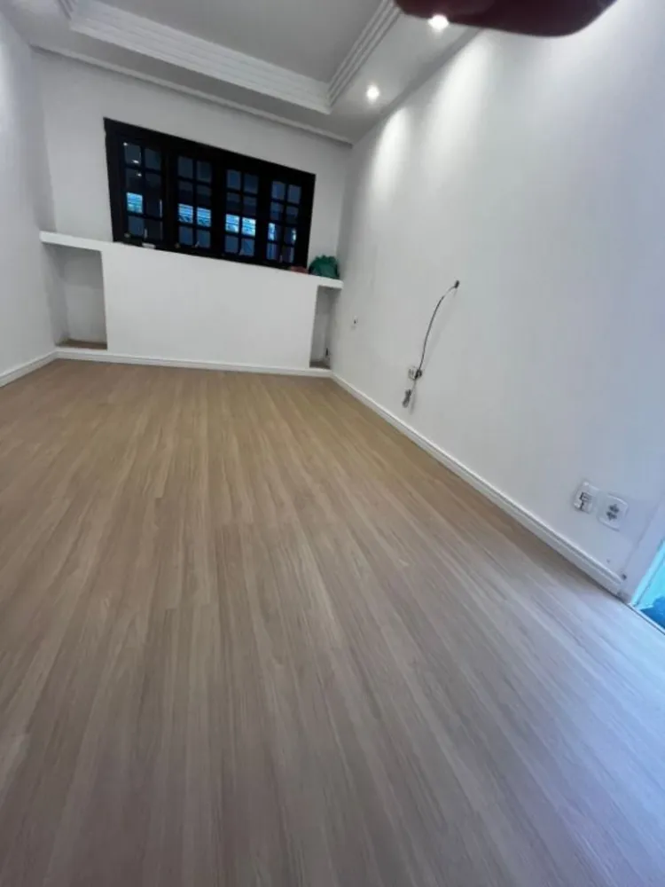 Casa, 3 quartos, 250 m² - Foto 2