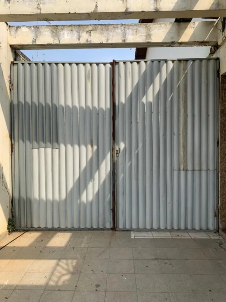 Sobrado, 3 quartos, 330 m² - Foto 2