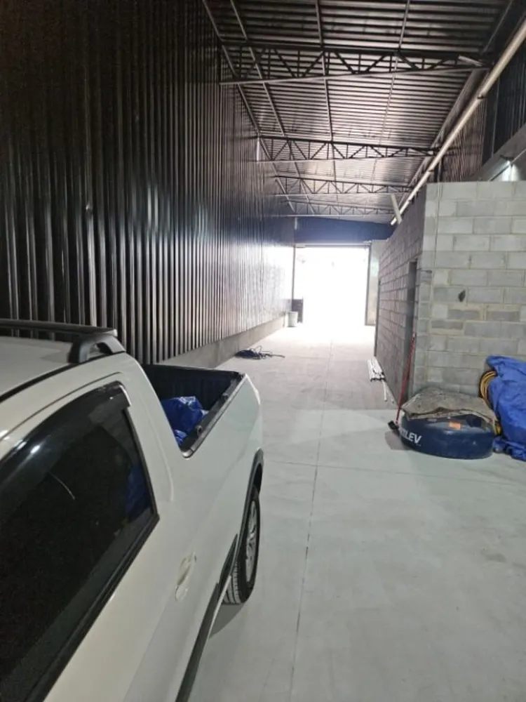 Depósito-Galpão, 250 m² - Foto 1