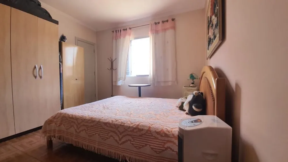 Casa, 5 quartos, 225 m² - Foto 2