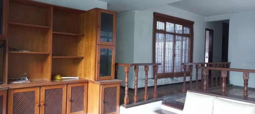 Casa, 5 quartos, 227 m² - Foto 2