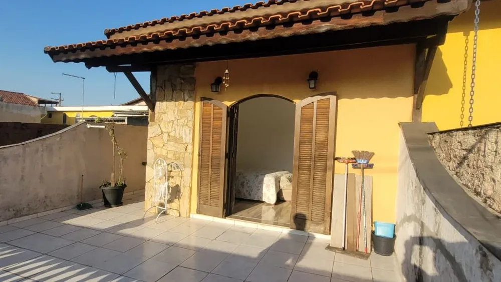 Casa, 4 quartos, 216 m² - Foto 1