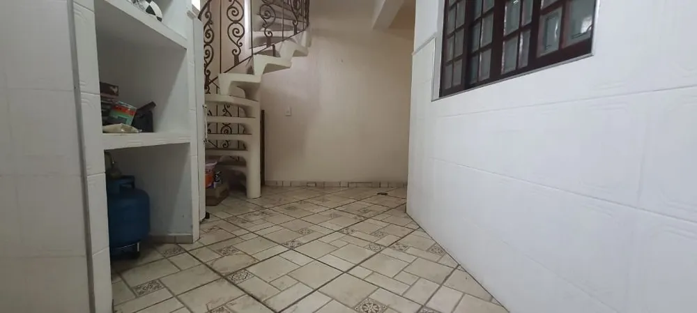 Casa, 3 quartos, 228 m² - Foto 6