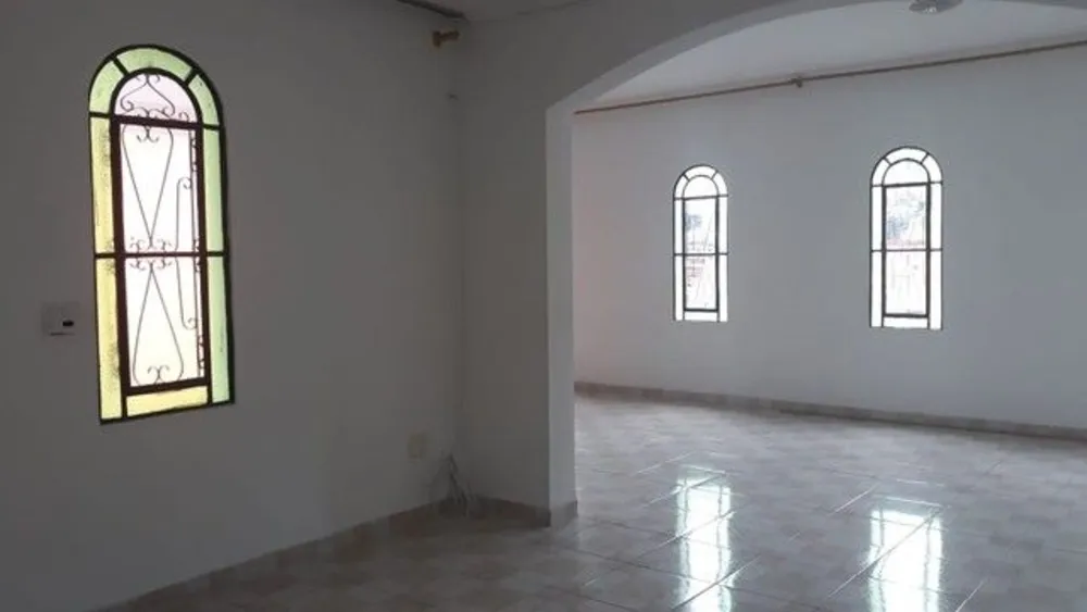 Sobrado, 3 quartos, 241 m² - Foto 2