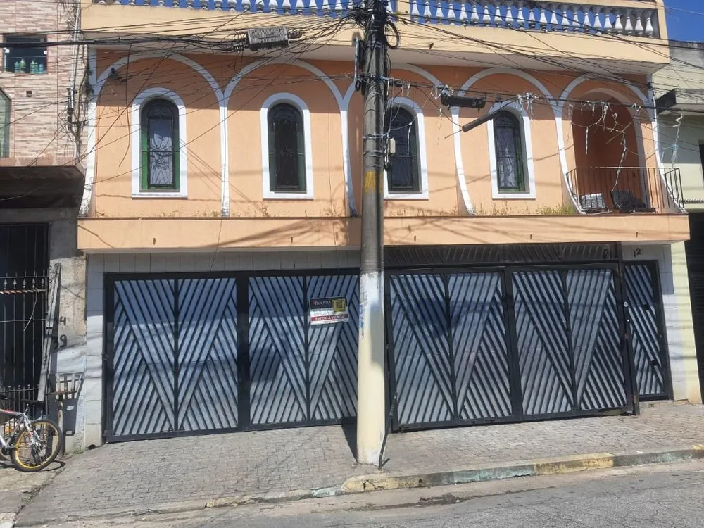 Sobrado, 3 quartos, 241 m² - Foto 1