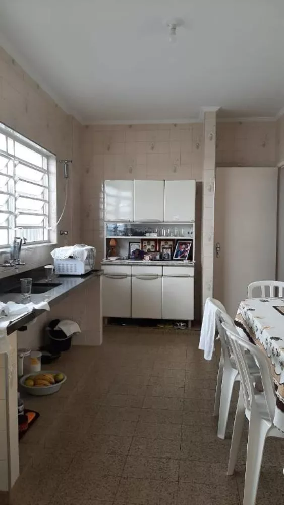 Casa à venda com 3 quartos, 250m² - Foto 3