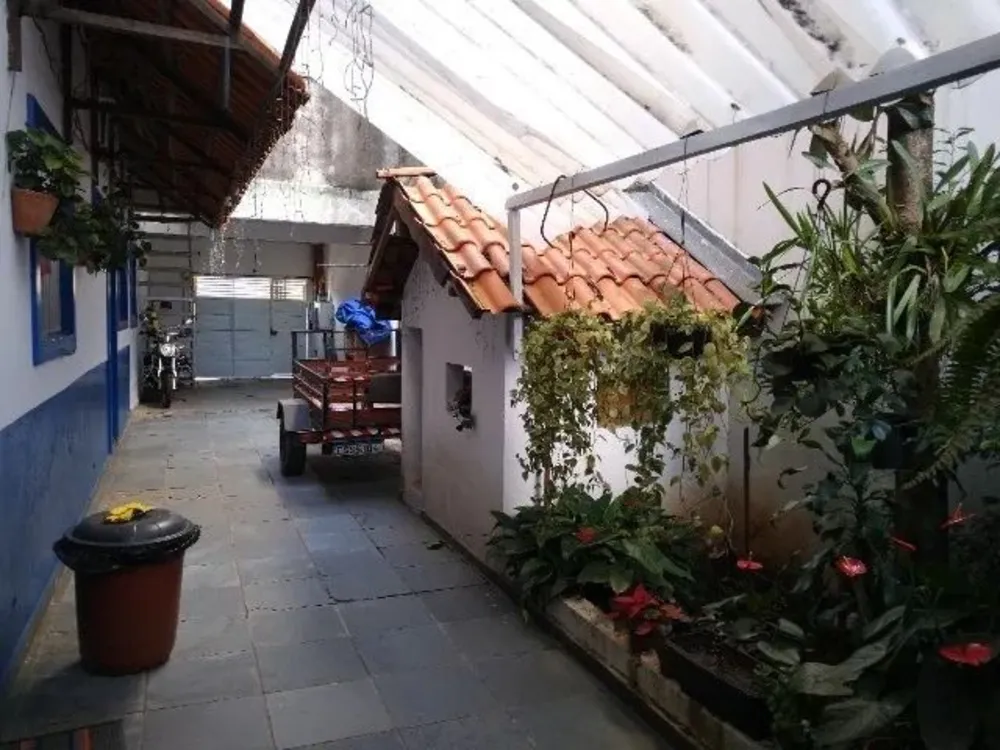 Sobrado, 5 quartos, 384 m² - Foto 1