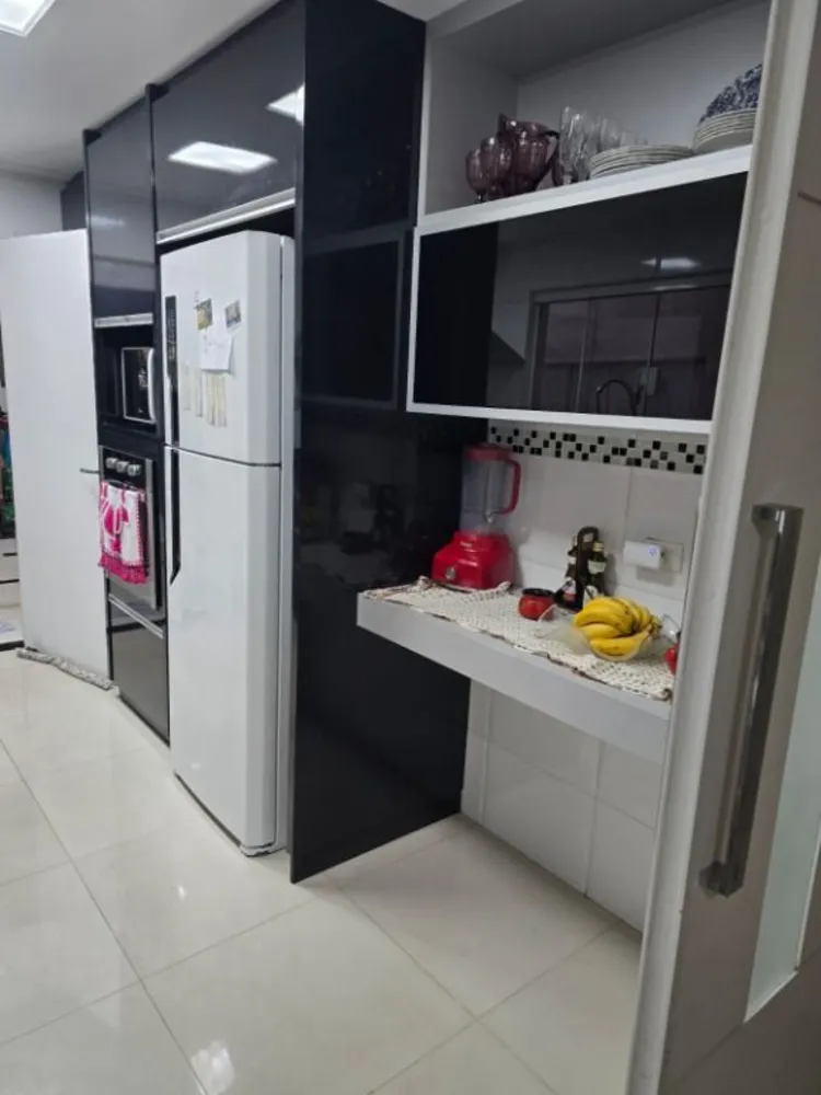 Sobrado, 3 quartos, 240 m² - Foto 4