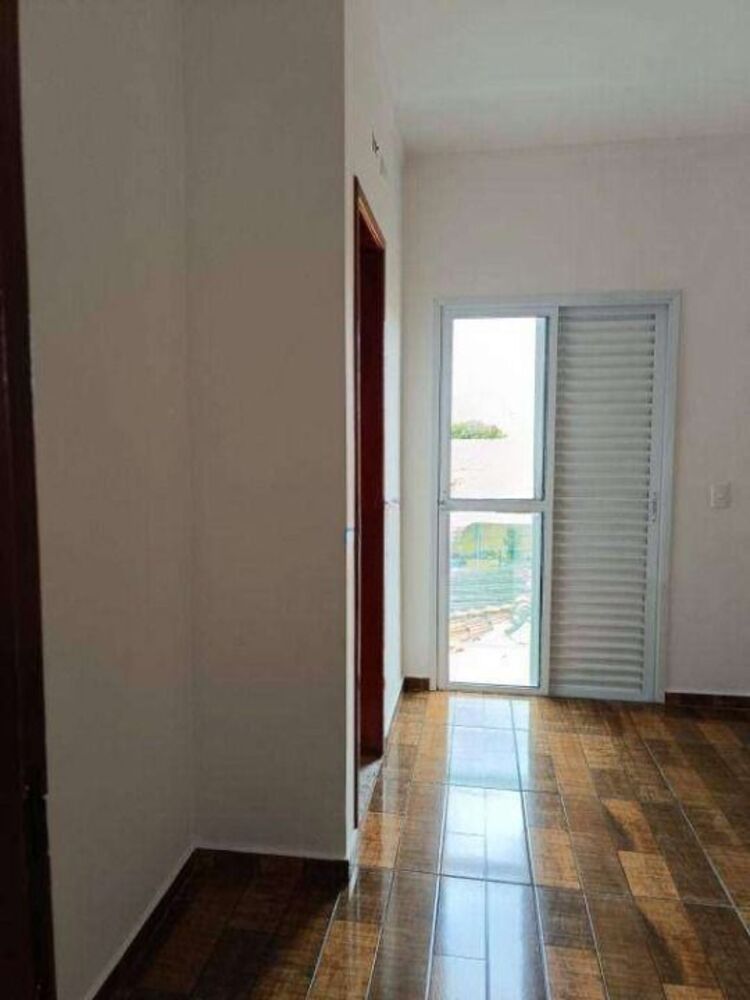 Sobrado à venda com 2 quartos, 112m² - Foto 4